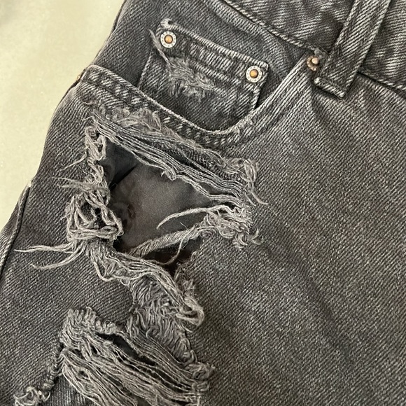 TopShop high rise Denim Shorts - Picture 3 of 5